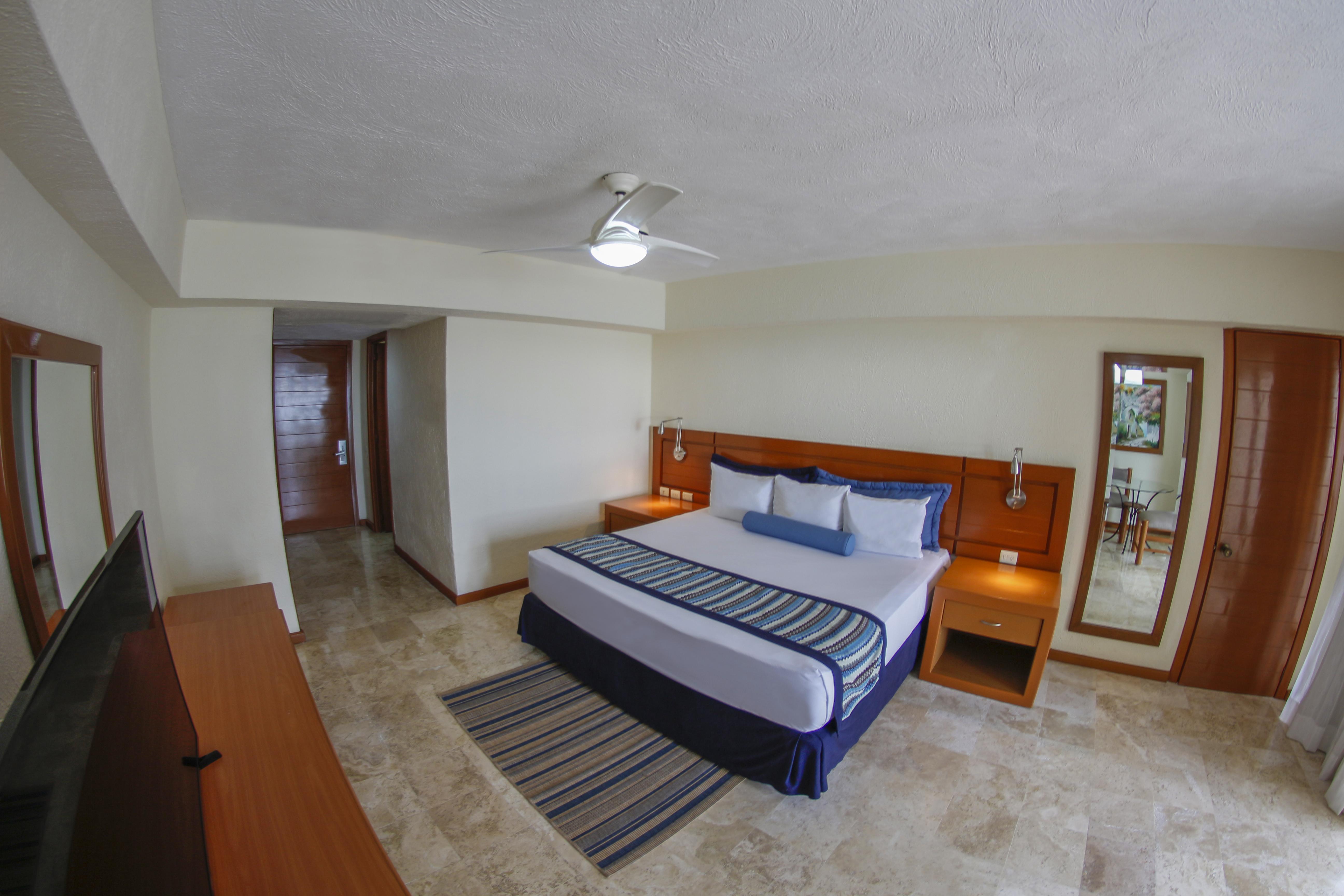 Plaza Pelicanos Grand Beach Resort All Inclusive Пуерто Валярта Екстериор снимка