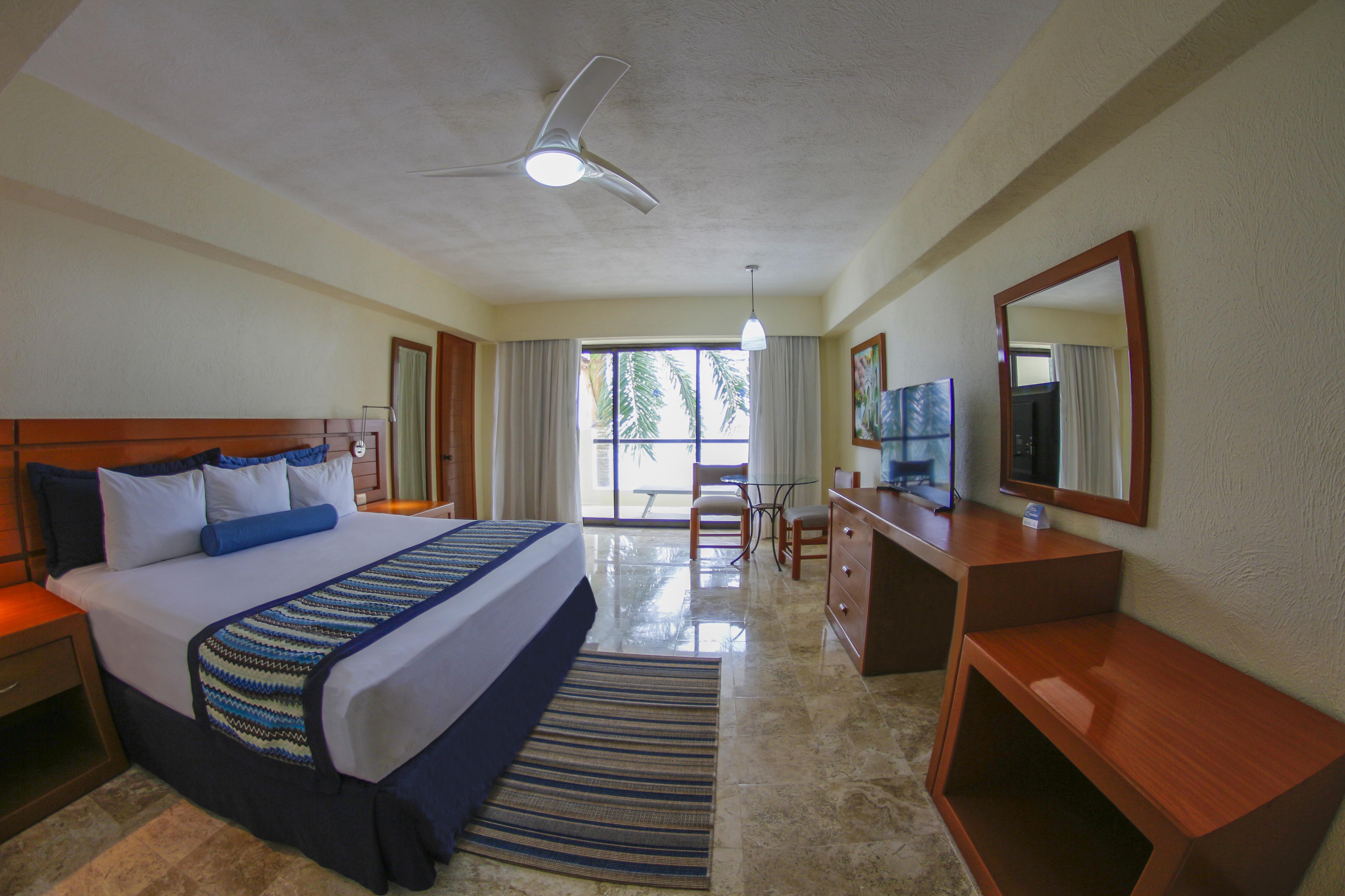 Plaza Pelicanos Grand Beach Resort All Inclusive Пуерто Валярта Екстериор снимка