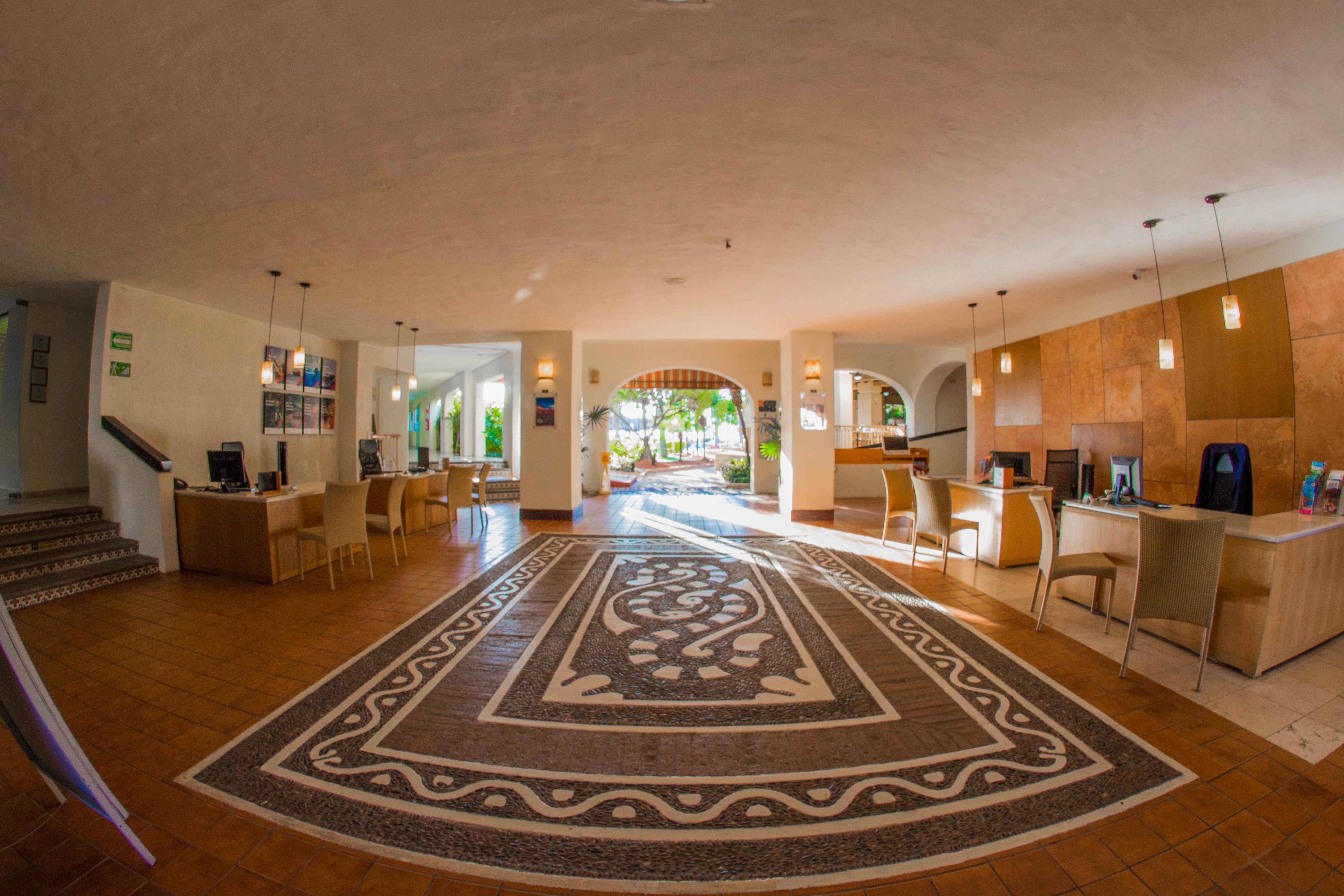 Plaza Pelicanos Grand Beach Resort All Inclusive Пуерто Валярта Екстериор снимка