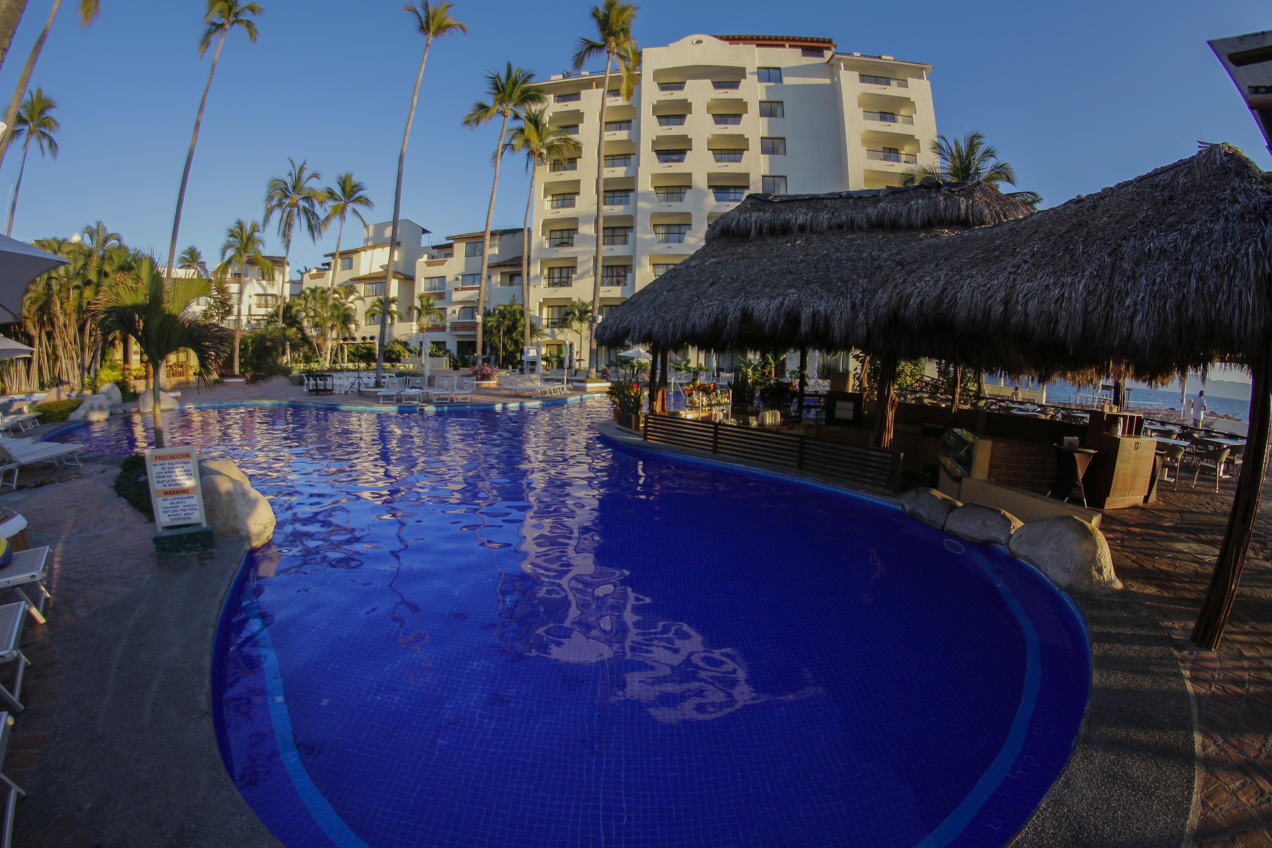 Plaza Pelicanos Grand Beach Resort All Inclusive Пуерто Валярта Екстериор снимка