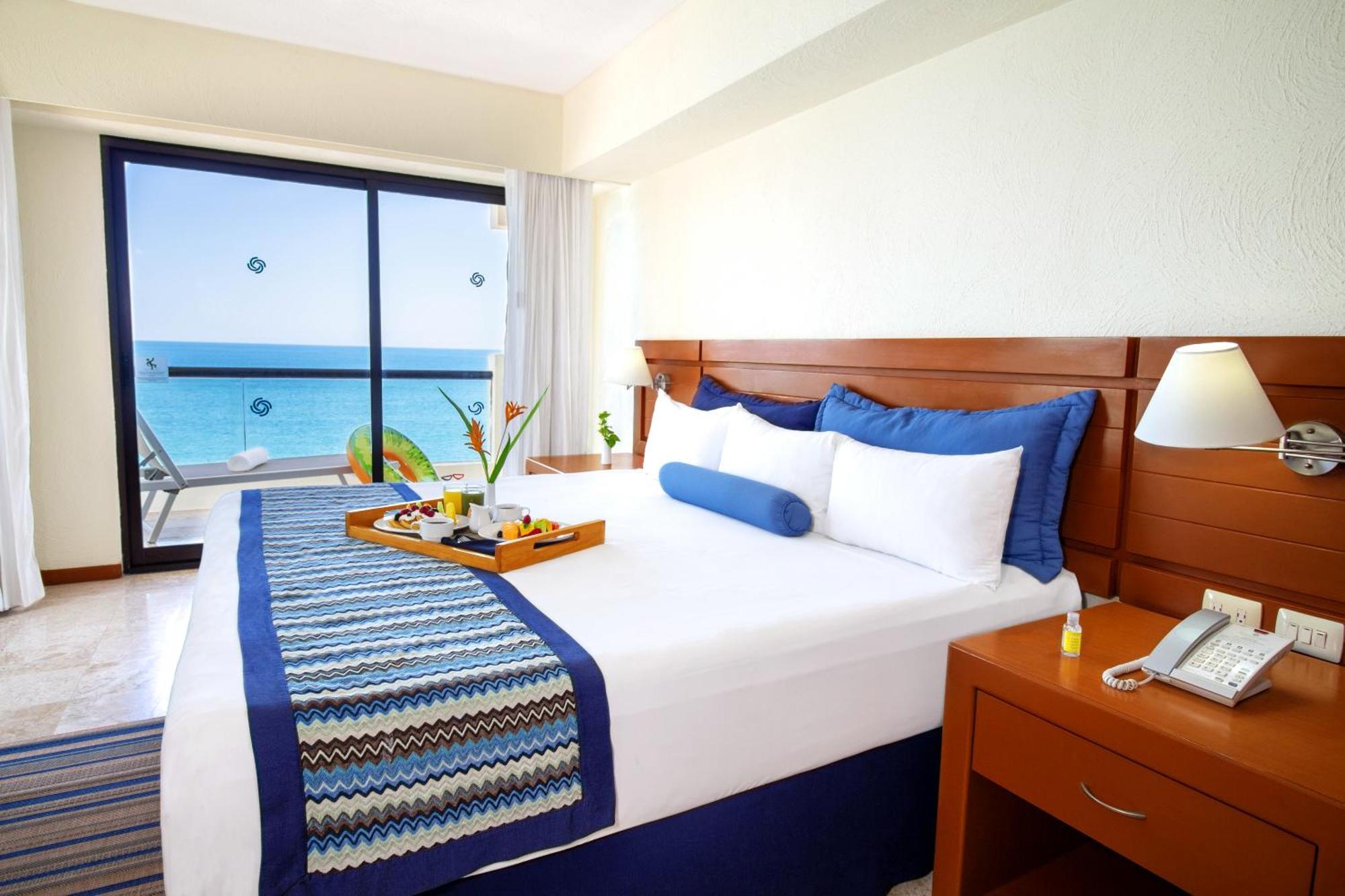 Plaza Pelicanos Grand Beach Resort All Inclusive Пуерто Валярта Екстериор снимка