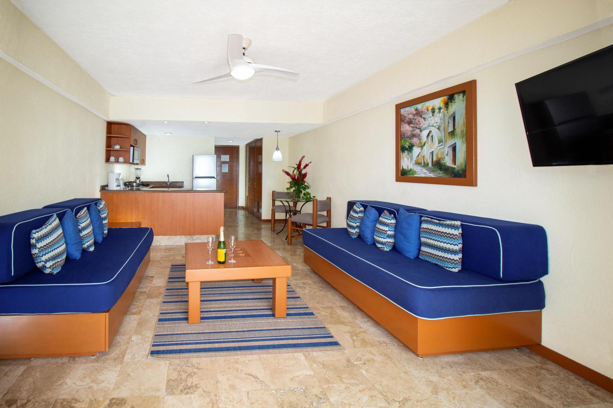Plaza Pelicanos Grand Beach Resort All Inclusive Пуерто Валярта Екстериор снимка