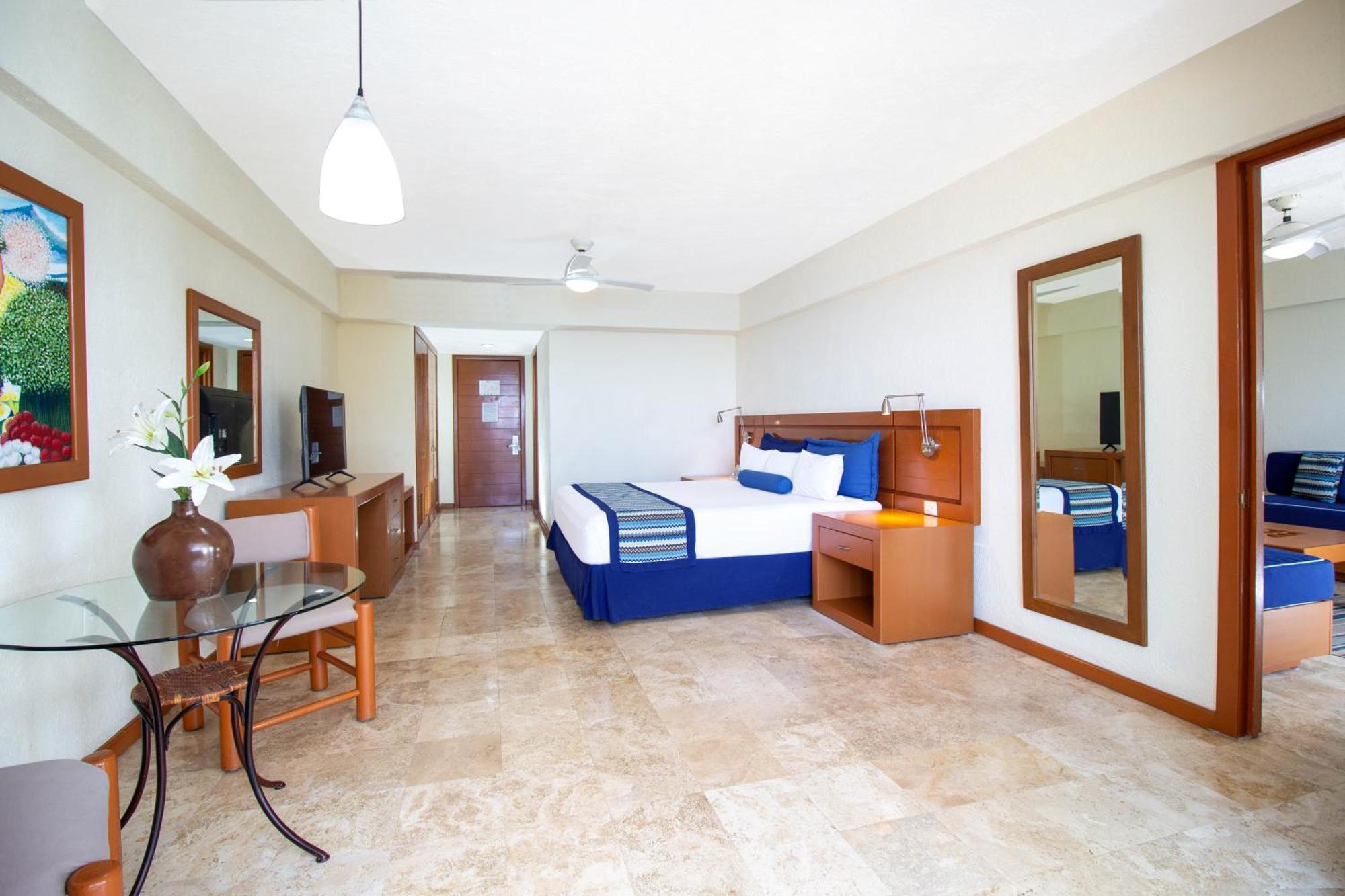 Plaza Pelicanos Grand Beach Resort All Inclusive Пуерто Валярта Екстериор снимка