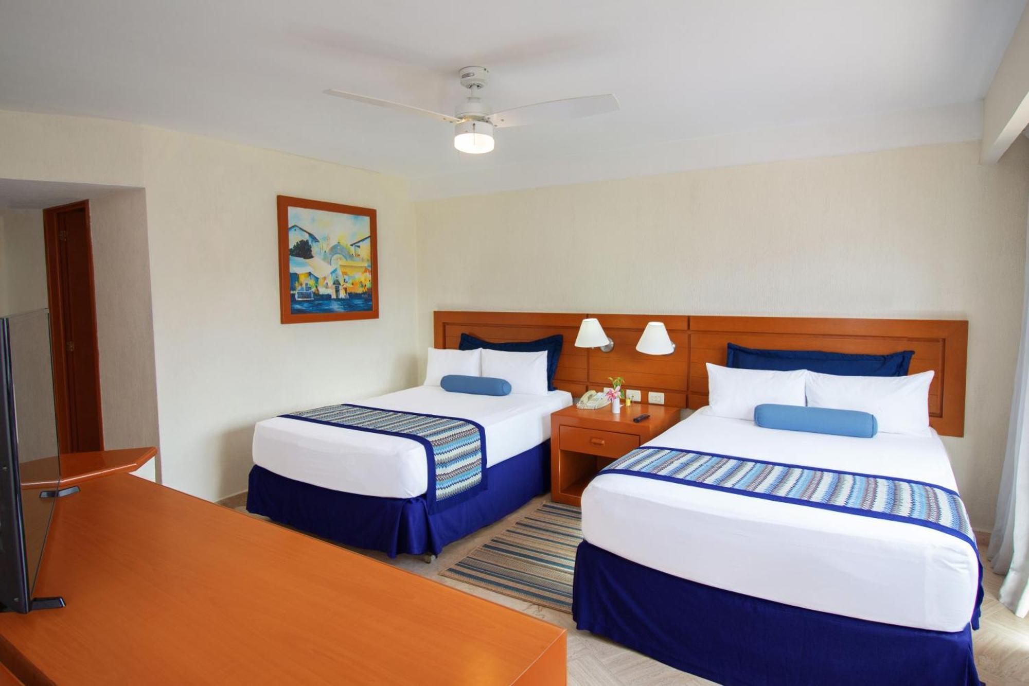 Plaza Pelicanos Grand Beach Resort All Inclusive Пуерто Валярта Екстериор снимка